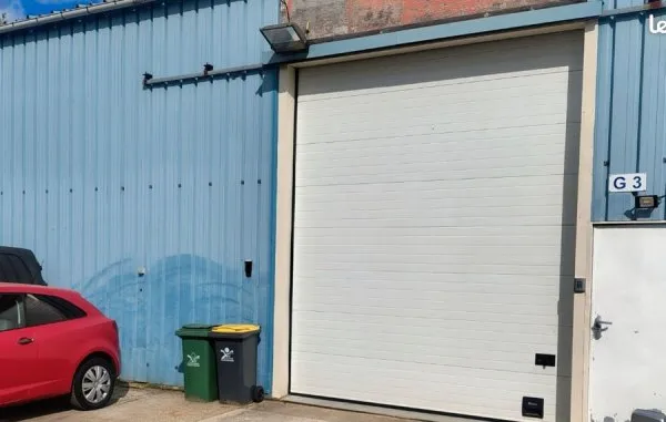 Local d'activités et de stockage 500m2