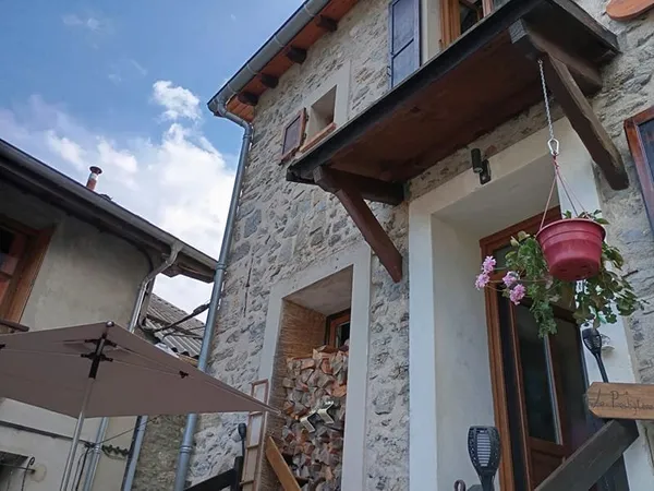 Maison villageoise 7 pièces 221 m²