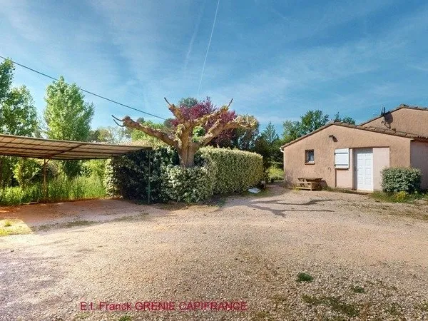 Maison à vendre 4 pièces GAREOULT (83)