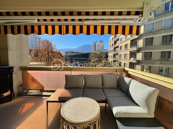 Appartement 4 pièces 112 m²