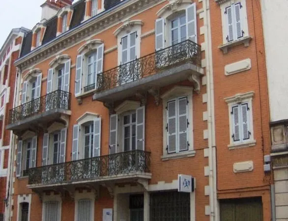 😍6 apts🌞 rénové 100%👍 au choix, dans Bel immeuble, rue Dr DUMAS, jardin🌷com, mitoyen au pôle sécu