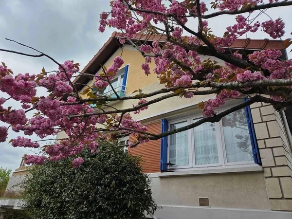 Maison 8 pièces 102 m²