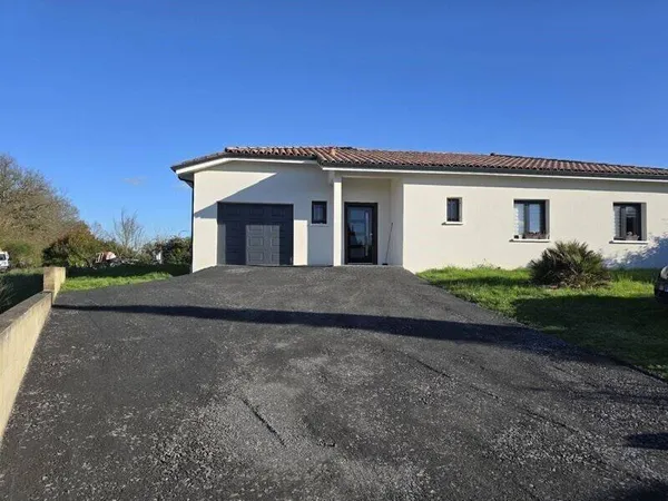 Maison de plain-pied 6 pièces 130 m²