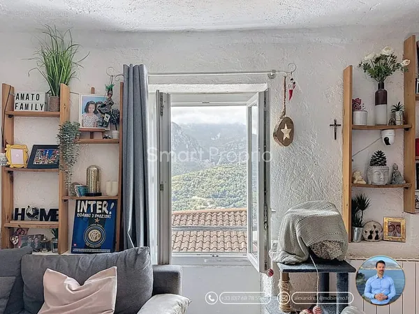 CASTELLAR VILLAGE - Maison de village 5P TRIPLEX traversant - 114m2 carrez EXPO OUEST