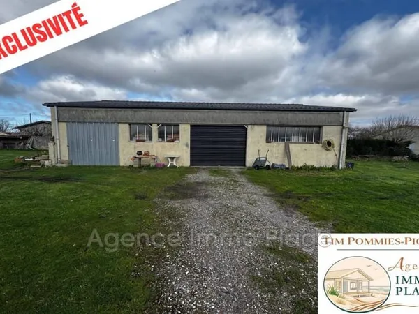Local commercial 136 m²