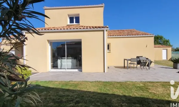 Maison 7 pièces 140 m²