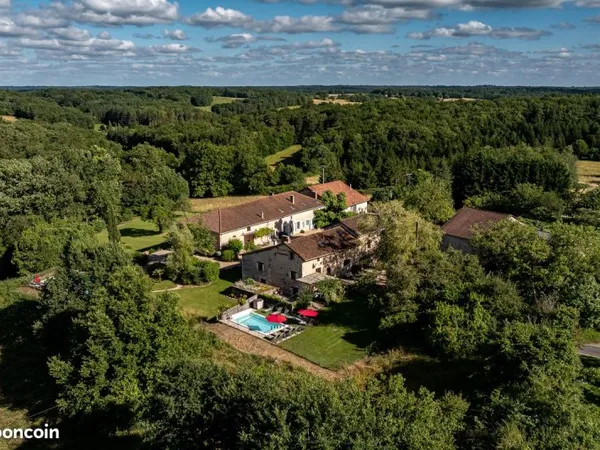 Domaine gîtes en Périgord