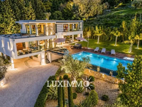 VILLA CONTEMPORAINE 5CH - DOMAINE FERMÉ