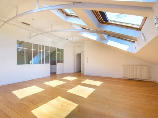 Loue t6 et plus - 167.23m² - Lyon 6Eme Arrondissement 69006