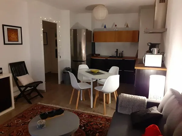 À vendre : Appartement T2 en très bon état à Marseille, Haut de sainte Marthe