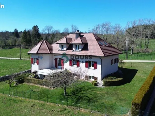Maison 6 pièces 200 m²