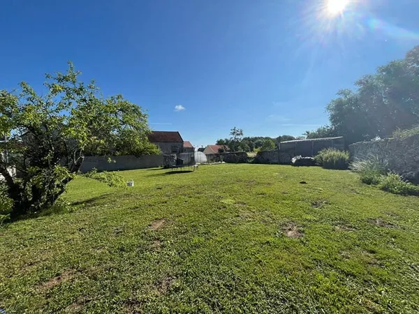 Terrain Bussieres 600 m²