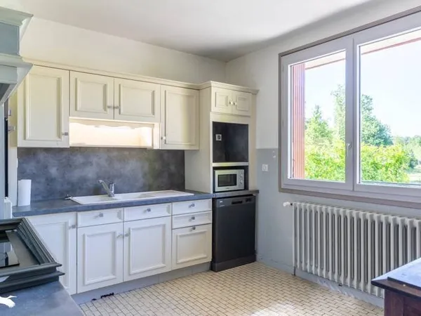 Maison 6 pièces 140 m²