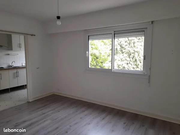 T1 vide 32 m² à louer Nantes quartier Procé