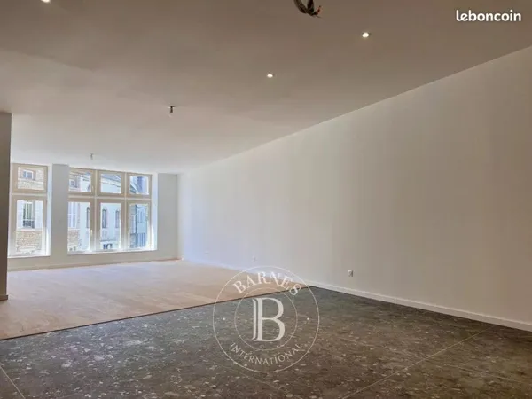 Appartement 5 pièces 170 m²