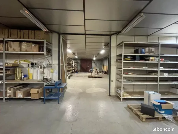 Bureaux, entrepôt 650 m² Montélimar