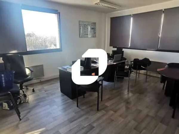 Bureaux 125 m²
