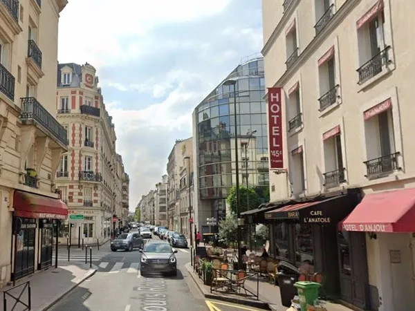 Local commercial 100 m² LEVALLOIS PERRET