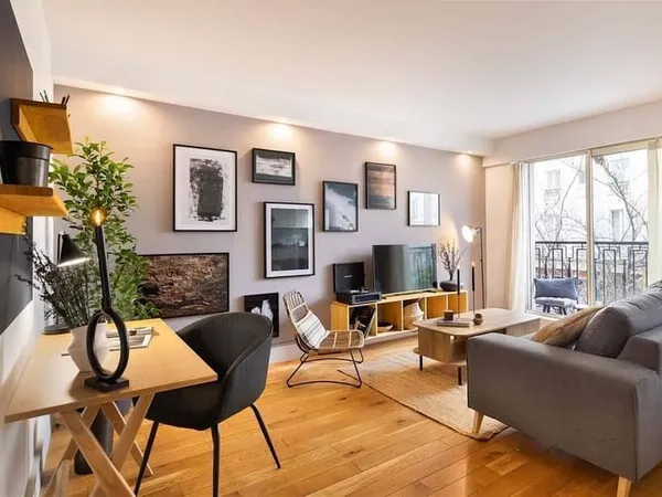 Appartement 1 pièce 55 m²