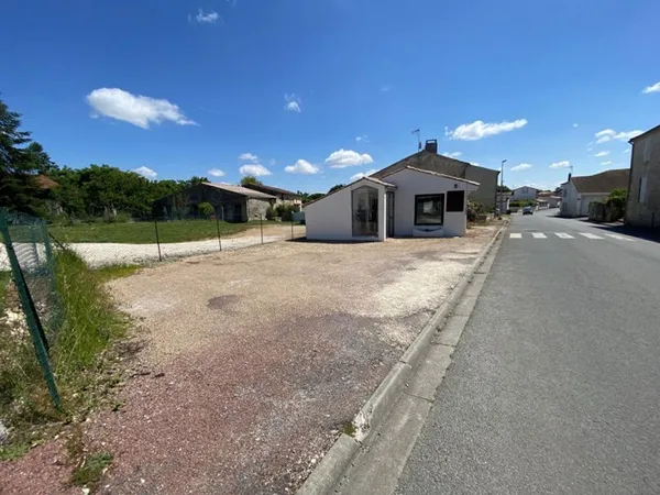 EXCLUSIVITE PISANY - MURS LIBRES, LOCAL COMMERCIAL 34 M² avec parking