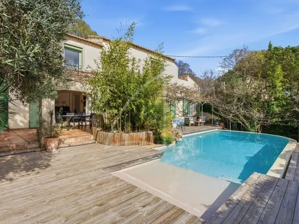 Maison Vente Castelnau-le-Lez 5p 208m² 1040000€