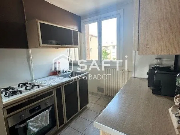 EXCLUSIVITE TOULON OUEST APPARTEMENT T3 DANS PETITE COPROPRIETE + CAVE