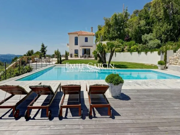 A louer, Cote d'Azur, Grasse, 4 chambres doubles, vue mer