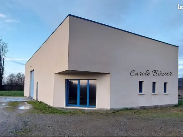 Bureaux 335 m² SAINT-MARS-DE-COUTAIS