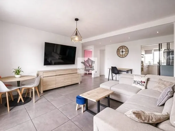 Appartement 4 pièces 77 m²