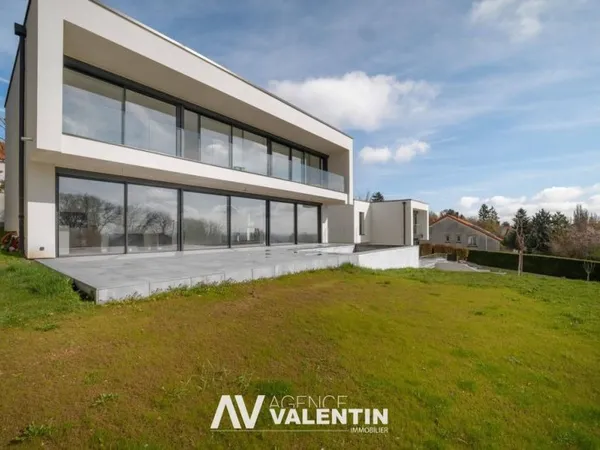 Maison de luxe 6 pièces 180 m²