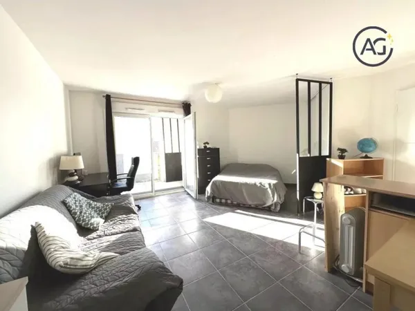 Appartement T1 avec balcon et place de parking