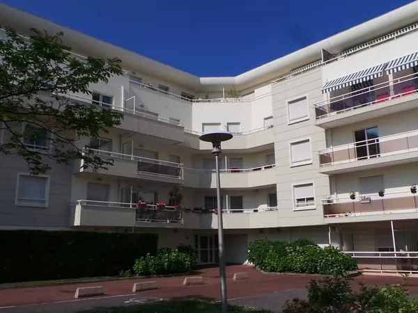 BIARRITZ T2 - TERRASSE - PARKING