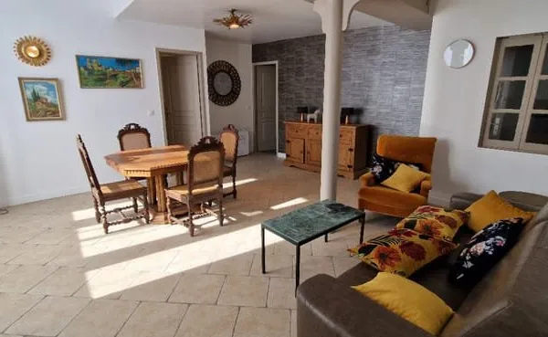 Maison de caractère avec chambres d hotes