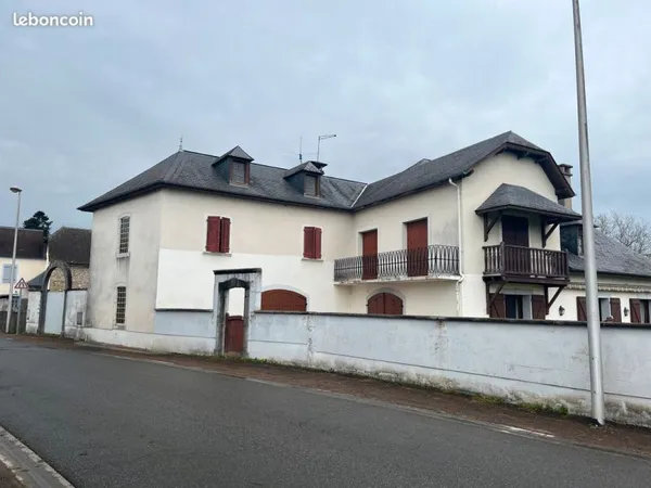 🏡 Grande villa néo-régionale 330 m² - Terrain constructible 4300 m² - Calme absolu