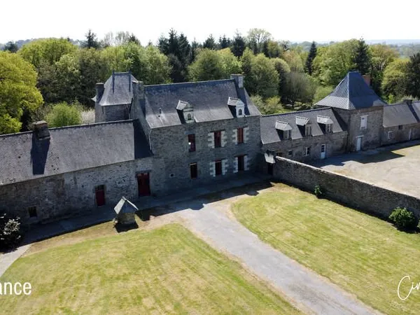 Dpt Morbihan (56), à vendre QUELNEUC manoir propriété d'exception - Terrain de 27 103 m²
