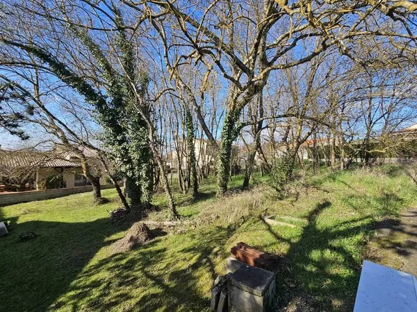 Terrain - 855 m² - Montrabé
