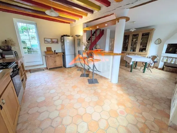 Pavillon 8 pièces 150 m²