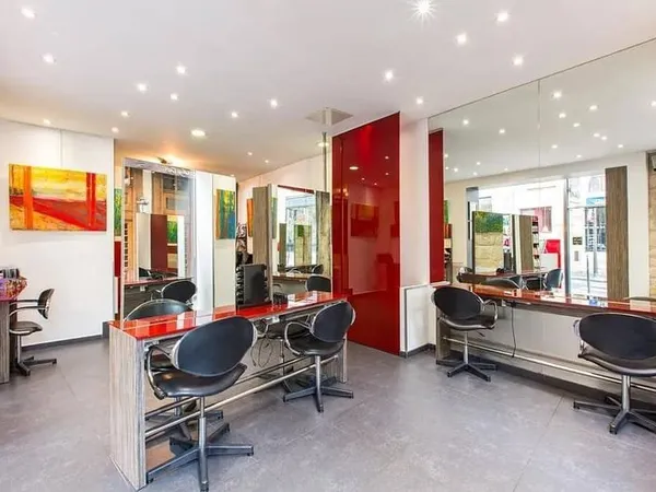 Fonds de commerce 1 pièce 76 m²