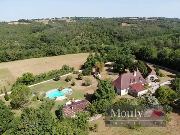 Domaine D'exception Au Milieu De Ses 27 Hectares