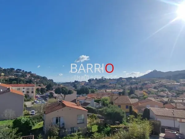 COLLIOURE Appartement T2 rénové avec vue exceptionnelle garage