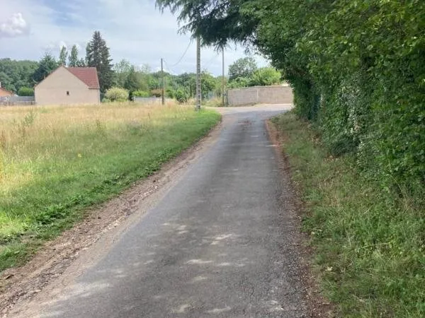 Terrain à bâtir Vente Saint-Sérotin  1775m² 29900€