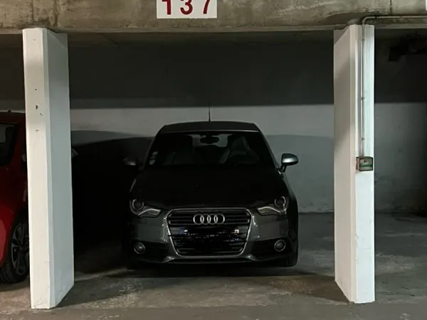 Parking Paris 15ème - 12m²