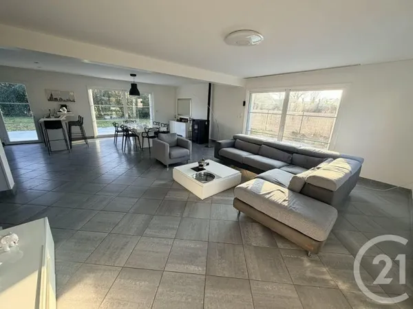 Maison 9 pièces 314 m²