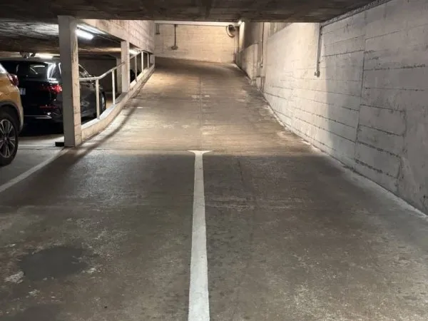 Stationnement Location Asnières-sur-Seine   85€