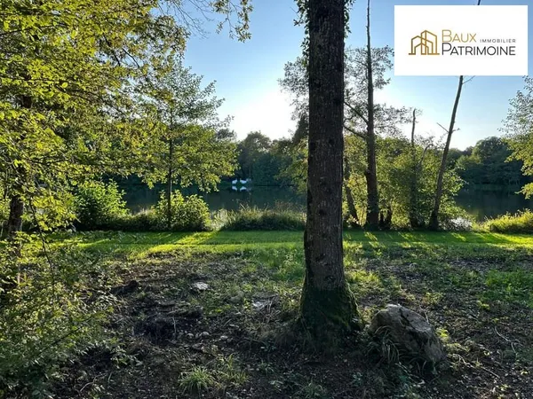 Terrain 2300 m²