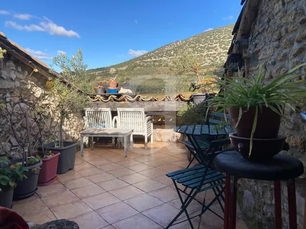 Maison de village avec terrasse proche du Mont Ventoux