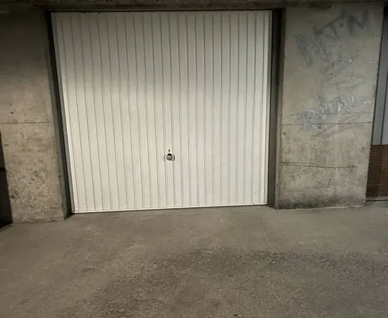 Garage/Parking