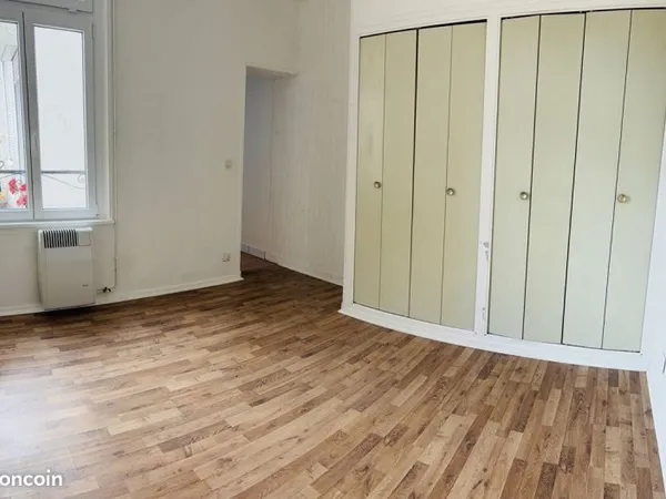 Studio 1 pièce 22 m²