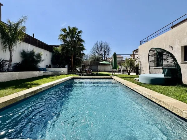 Maison de luxe 6 pièces 164 m²