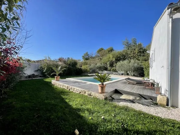 Villa 6 pièces 160 m²